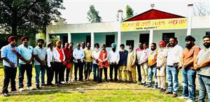 ਹਲਕਾ ਇੰਚਾਰਜ਼ ਹੰਸਪਾਲ ਨੇ ਸੰਧੂ ਚੱਠਾ ਸਕੂਲ ਦਾ ਕੀਤਾ ਦੌਰਾ