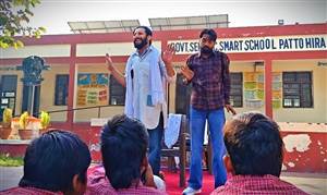 ਥੀਏਟਰ ਜ਼ਿੰਦਾਬਾਦ ਟੀਮ ਵੱਲੋਂ ਨਸ਼ਿਆਂ ਵਿਰੁੱਧ ਨਾਟਕ 'ਸੁਲਘਦੀ ਧਰਤੀ' ਦਾ ਮੰਚਨ