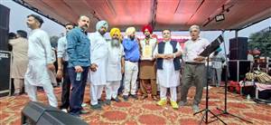ਖਮਾਣੋਂ ’ਚ ਧੂਮਧਾਮ ਨਾਲ ਮਨਾਇਆ ਦੁਸਹਿਰਾ, 64 ਯੂਨਿਟ ਖ਼ੂਨਦਾਨ ਕੀਤਾ