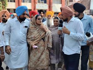 ਅੰਮ੍ਰਿਤਪਾਲ ਸਿੰਘ ਦੀ ਮਾਤਾ ਦਾ ਵੱਡਾ ਬਿਆਨ: ਨਸ਼ਿਆਂ ਖ਼ਿਲਾਫ਼ ਆਵਾਜ਼ ਚੁੱਕਣ ਵਾਲਿਆਂ ਨੂੰ ਸੁੱਟਿਆ ਜਾ ਰਿਹਾ ਜੇਲ੍ਹਾਂ 'ਚ