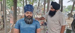 Moga News : 72 ਘੰਟਿਆਂ ’ਚ ਤਿਆਰ ਕੀਤਾ ਪਰਵਿੰਦਰ ਸਿੰਘ ਝੋਟਾ ਦਾ ਬੁੱਤ, ਨਸ਼ਿਆਂ ਵਿਰੁੱਧ ਲੜਾਈ ਲੜਨ ਦਾ ਦਿੱਤਾ ਸੁਨੇਹਾ