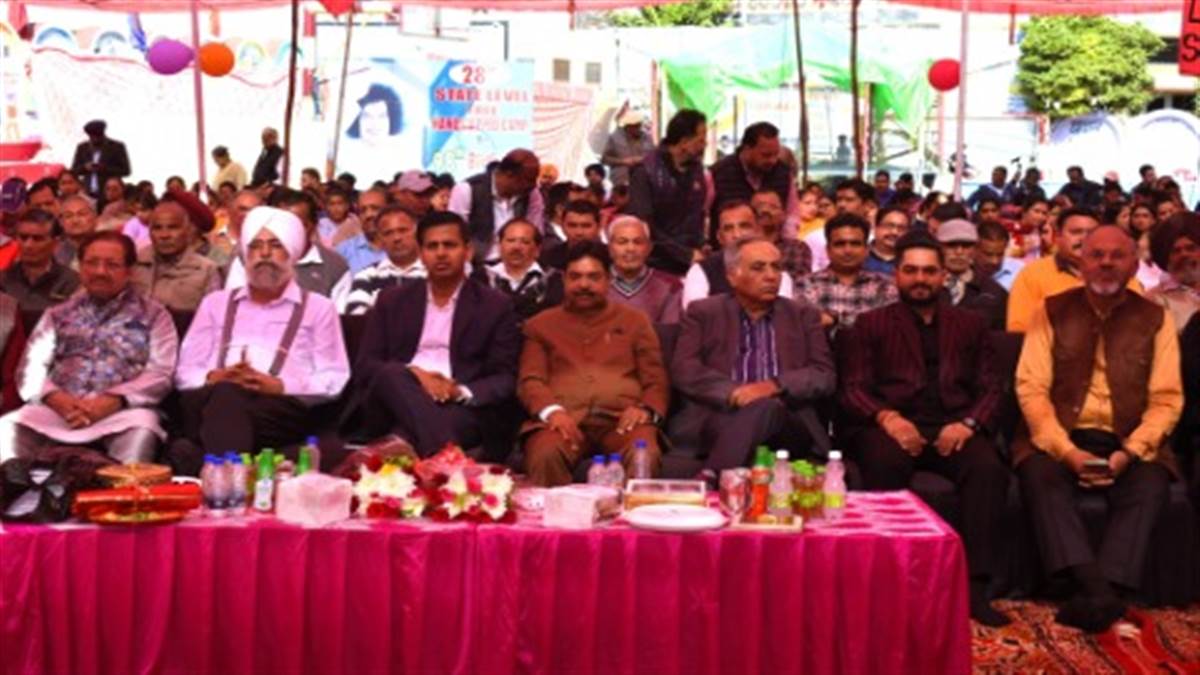 ਗੋਲਡਨ ਗਰੁੱਪ ਵੱਲੋਂ 28ਵੇਂ ਰਾਜ ਪੱਧਰੀ ਮੁਫ਼ਤ ਅੰਗਹੀਣ ਕੈਂਪ 'ਚ 78 ਅੰਗਹੀਣਾਂ ਨੂੰ ...