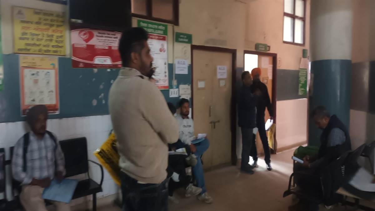 ਸਾਢੇ ਤਿੰਨ ਘੰਟੇ ਸਿਹਤ ਸੇਵਾਵਾਂ ਠੱਪ ਰਹਿਣ ਨਾਲ ਮਰੀਜ਼ ਹੋਏ ਪਰੇਸ਼ਾਨ