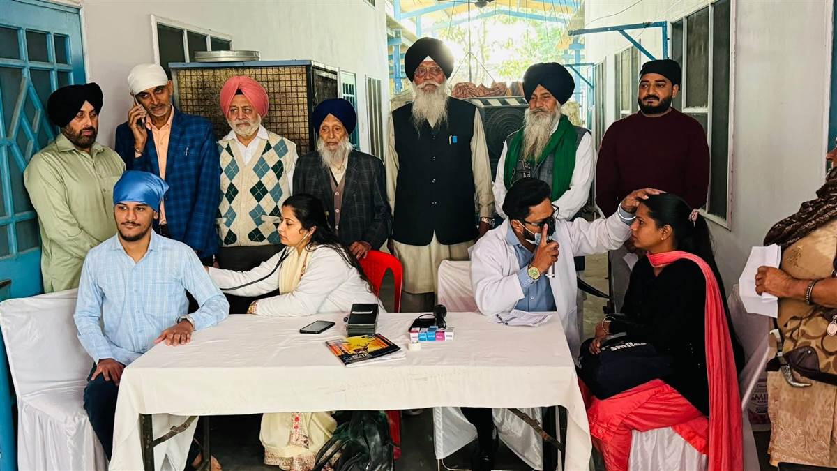 ਪੁਨੀਤ ਨਿੱਝਰ ਦੀ ਯਾਦ ’ਚ ਮੈਡੀਕਲ ਤੇ ਅੱਖਾਂ ਦਾ ਕੈਂਪ ਲਾਇਆ