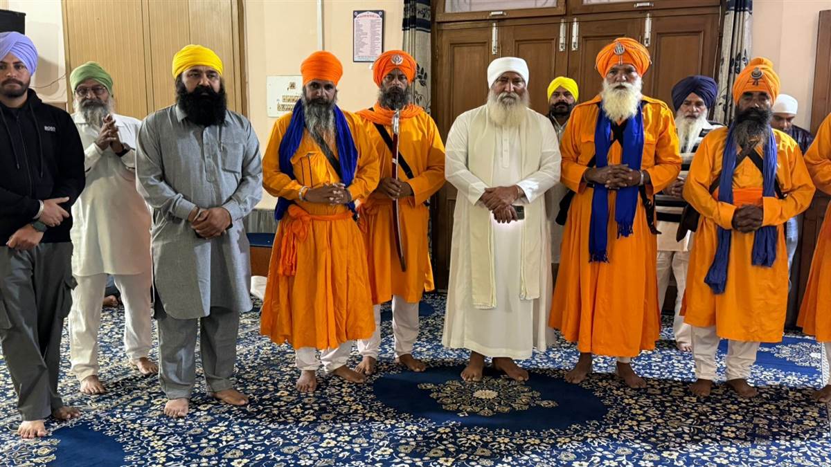 ਗੁਰੂ ਤੇਗ ਬਹਾਦਰ ਜੀ ਦਾ ਬਲੀਦਾਨ ਮਾਨਵ ਅਧਿਕਾਰਾਂ ਲਈ ਖੜ੍ਹੇ ਹੋਣ ਦਾ ਸੰਦੇਸ਼ ਦਿੰਦਾ : ਸੰਤ ਸੁਖਵਿੰਦਰ ਸਿੰਘ