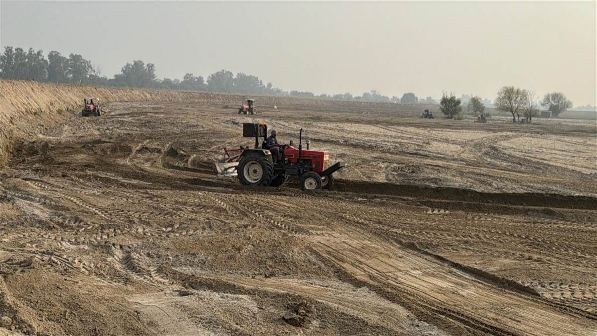 ਇੰਗਲੈਂਡ ਦੇ ਪ੍ਰਵਾਸੀ ਪੰਜਾਬੀਆਂ ਵੱਲੋਂ ਬਾਊਪੁਰ ਮੰਡ ਇਲਾਕੇ ਦੇ ਹੜ੍ਹ ਪੀੜਤਾਂ ਲਈ 25 ਲੱਖ ਦਾ ਦਾਨ