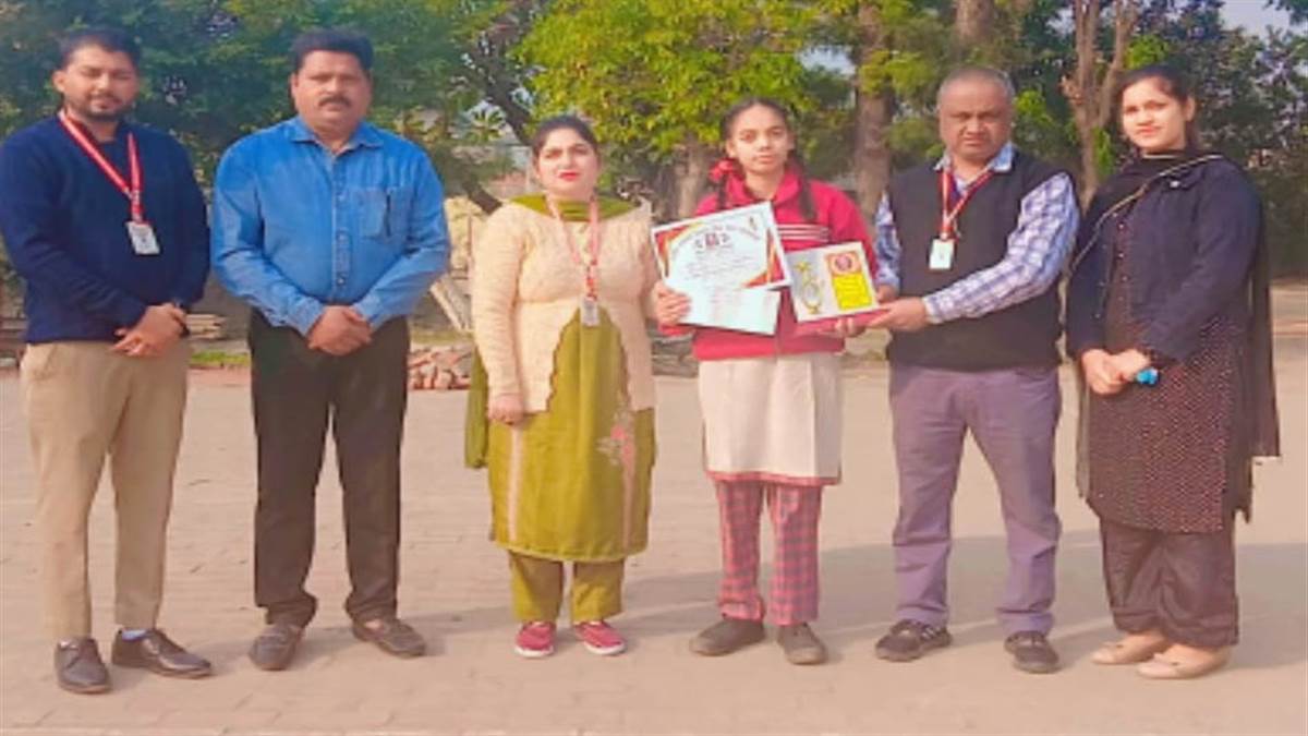 ਲਵਪ੍ਰੀਤ ਲਿਖਾਈ ਮੁਕਾਬਲੇ ’ਚ ਅੱਵਲ