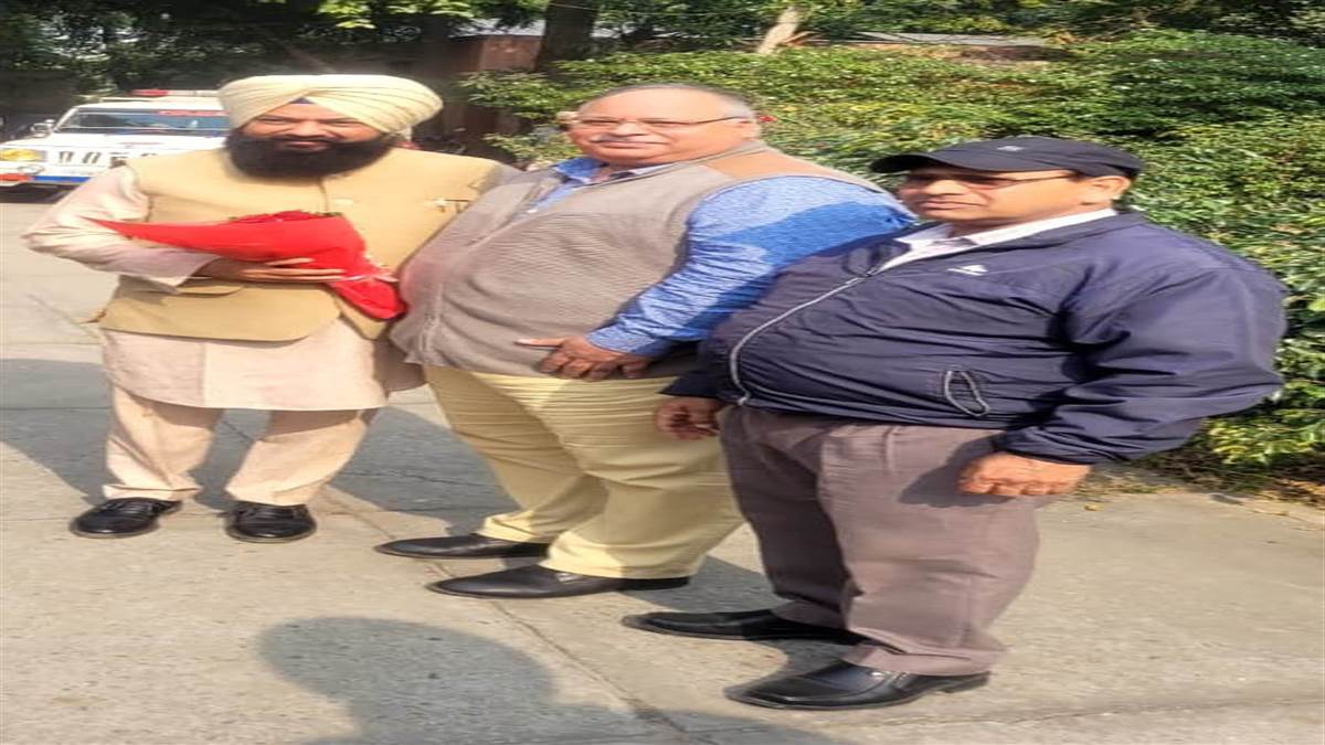 ਪਾਵਰਕਾਮ ਦਫਤਰ ’ਚ ਜਸਵੀਰ ਸਿੰਘ ਗੜ੍ਹੀ ਦਾ ਕੀਤਾ ਭਰਵਾਂ ਸਵਾਗਤ