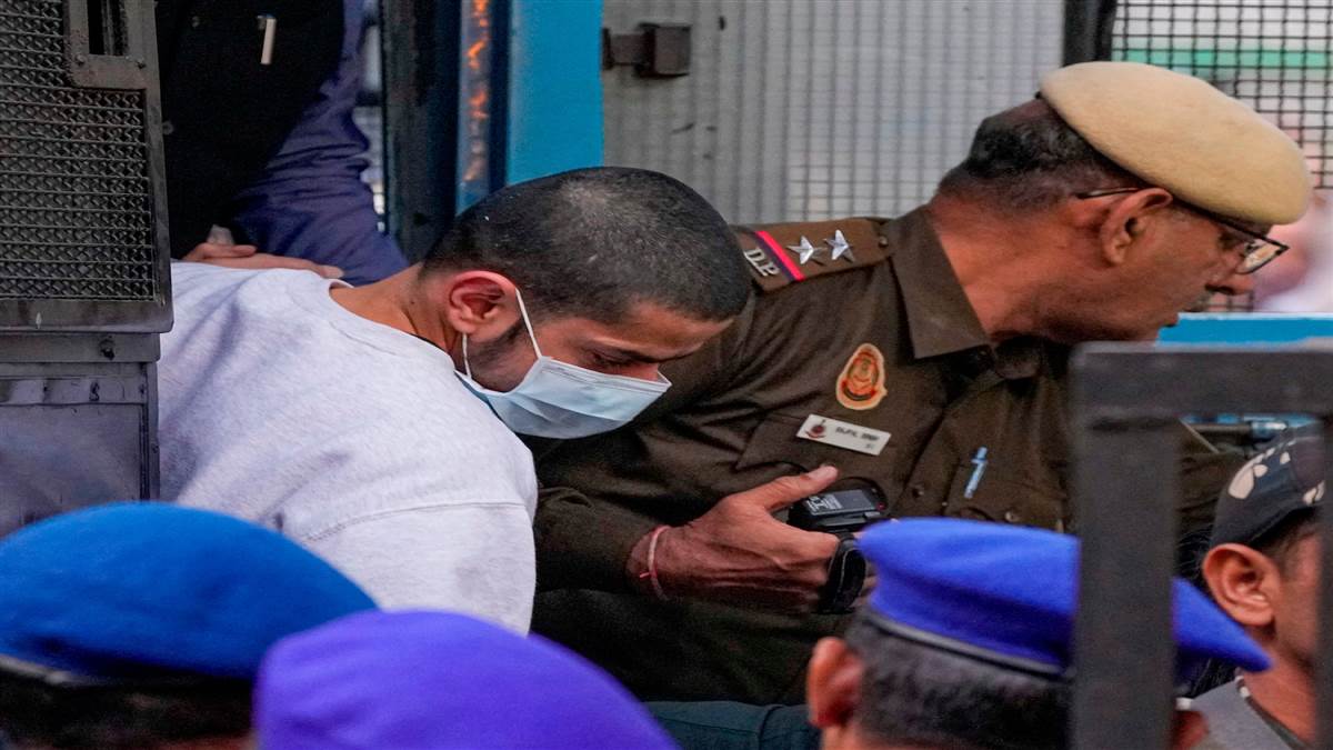 ਗੈਂਗਸਟਰਾਂ ’ਤੇ ਕੱਸਿਆ ਜਾ ਰਿਹਾ ਹੈ ਸ਼ਿਕੰਜਾ