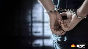 TarnTaran News: ਸਰਹੱਦ ਪਾਰੋਂ ਆਏ ਪਿਸਤੌਲ ਨੂੰ ਚੁੱਕਣ ਆਏ ਦੋ ਕਾਬੂ, ਇਕ ਫਰਾਰ; ਡ੍ਰੋਨ ਦੀ ਮਦਦ ਨਾਲ ਆਈ ਸੀ ਖੇਪ