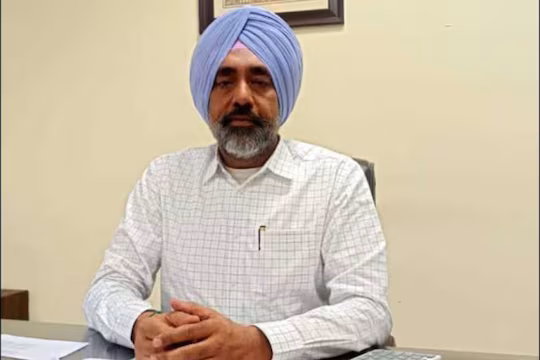 ਰੋਪੜ RTO ਗੁਰਬਿੰਦਰ ਸਿੰਘ ਜੌਹਲ ਸਸਪੈਂਡ, ਡਿਊਟੀ ਦੌਰਾਨ ਕੁਤਾਹੀ ਵਰਤਣ ਕਾਰਨ ਹੋਈ ਕਾਰਵਾਈ