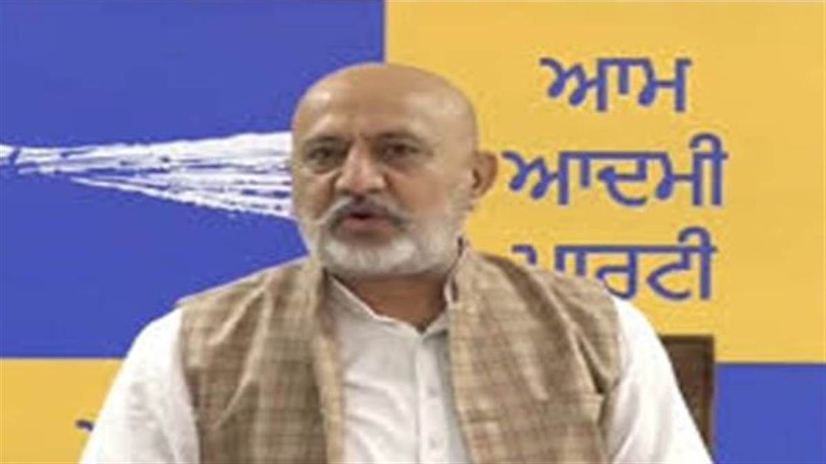 ‘ਆਪ’ ਨੇ ਸੰਗਠਨਾਤਮਕ ਤੇ ਸੰਚਾਰ ਢਾਂਚੇ ਨੂੰ ਕੀਤਾ ਹੋਰ ਮਜ਼ਬੂਤ, ਬਲਤੇਜ ਪੰਨੂ ਬਣੇ ‘ਆਪ’ ਦੇ ਸਟੇਟ ਮੀਡੀਆ ਇੰਚਾਰਜ