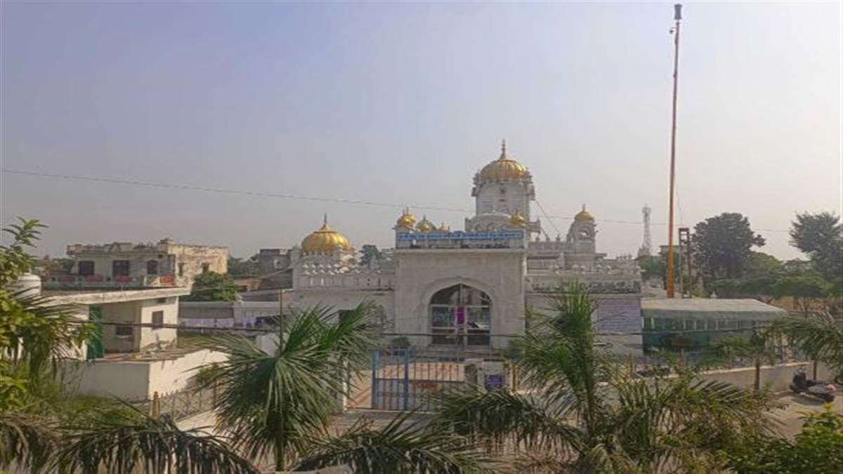 ਸ੍ਰੀ ਗੁਰੂ ਤੇਗ ਬਹਾਦਰ ਜੀ ਨਾਲ ਸਬੰਧ ਰੱਖਦਾ ਹੈ ਪਿੰਡ ਟਹਿਲਪੁਰਾ