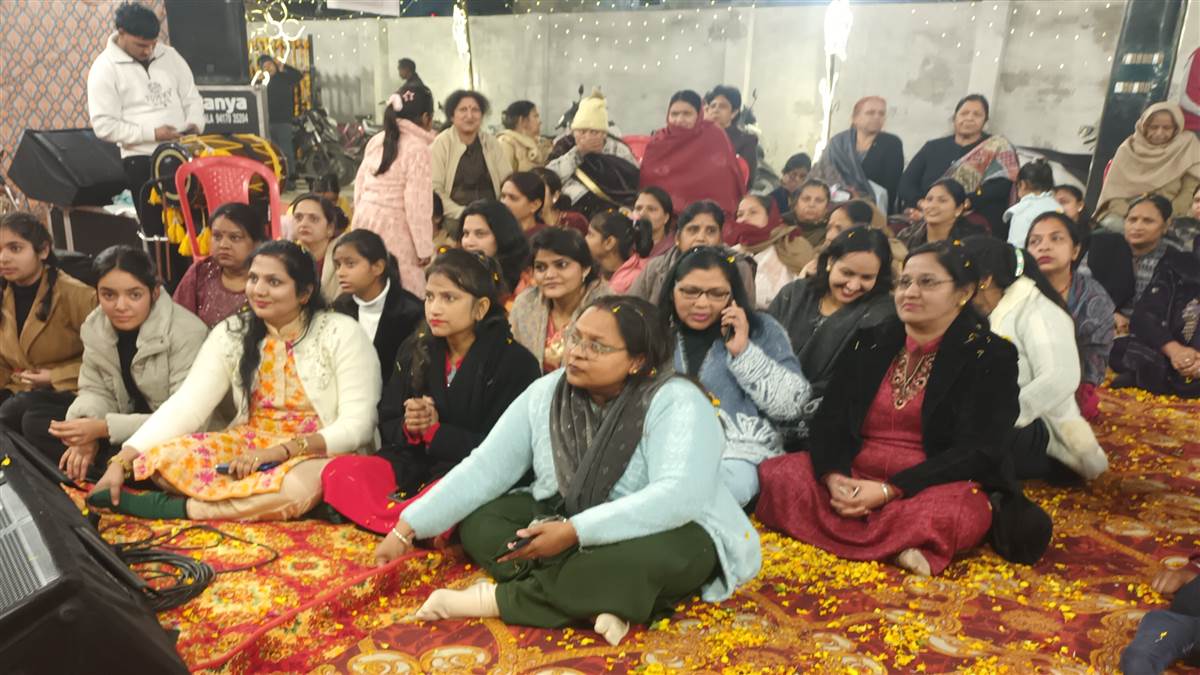 ਅਯੁੱਧਿਆ ਦੇ ਸ਼੍ਰੀਰਾਮ ਮੰਦਰ ਦੇ ਤੀਸਰੇ ਸਾਲ ਦੀ ਖੁਸ਼ੀ ’ਚ ਭਜਨ ਸੰਧਿਆ ਕਰਵਾਈ