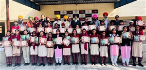 ਸਰਕਾਰੀ ਸੈਕੰਡਰੀ ਸਕੂਲ ਜਖੇਪਲ ਵਿਖ਼ੇ ਕਿਤਾਬਾਂ ਦੀ ਘੁੰਢ ਚੁਕਾਈ ਕਰਵਾਈ