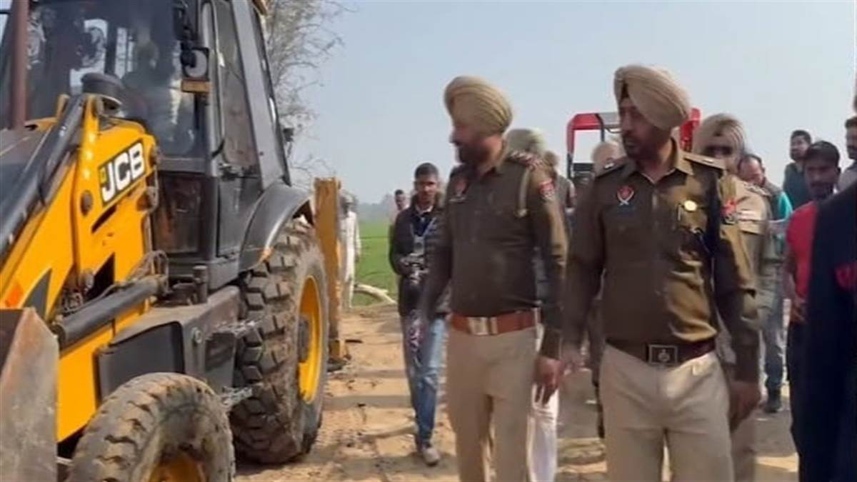 ਨਸ਼ਾ ਤਸਕਰਾਂ ਦੀ ਉਸਾਰੀ ਤੇ ਚੱਲਿਆ ਪੀਲਾ ਪੰਜਾ