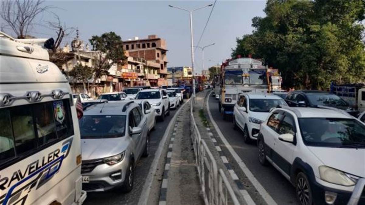 Teachers Protest : ਅਧਿਆਪਕਾਂ ਨੇ ਅਨੰਦਪੁਰ ਸਾਹਿਬ-ਚੰਡੀਗੜ੍ਹ ਮਾਰਗ ਕੀਤਾ ਜਾਮ