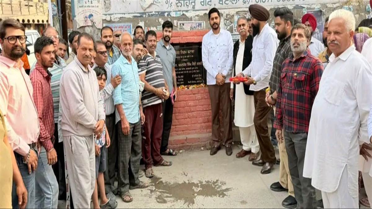 ਵਿਧਾਇਕ ਸ਼ੈਰੀ ਕਲਸੀ ਨੇ ਜੋਗੀਆਂ ਮੁਹੱਲਾ ’ਚ ਸੜਕ ਨਿਰਮਾਣ ਦਾ ਕੀਤਾ ਉਦਘਾਟਨ