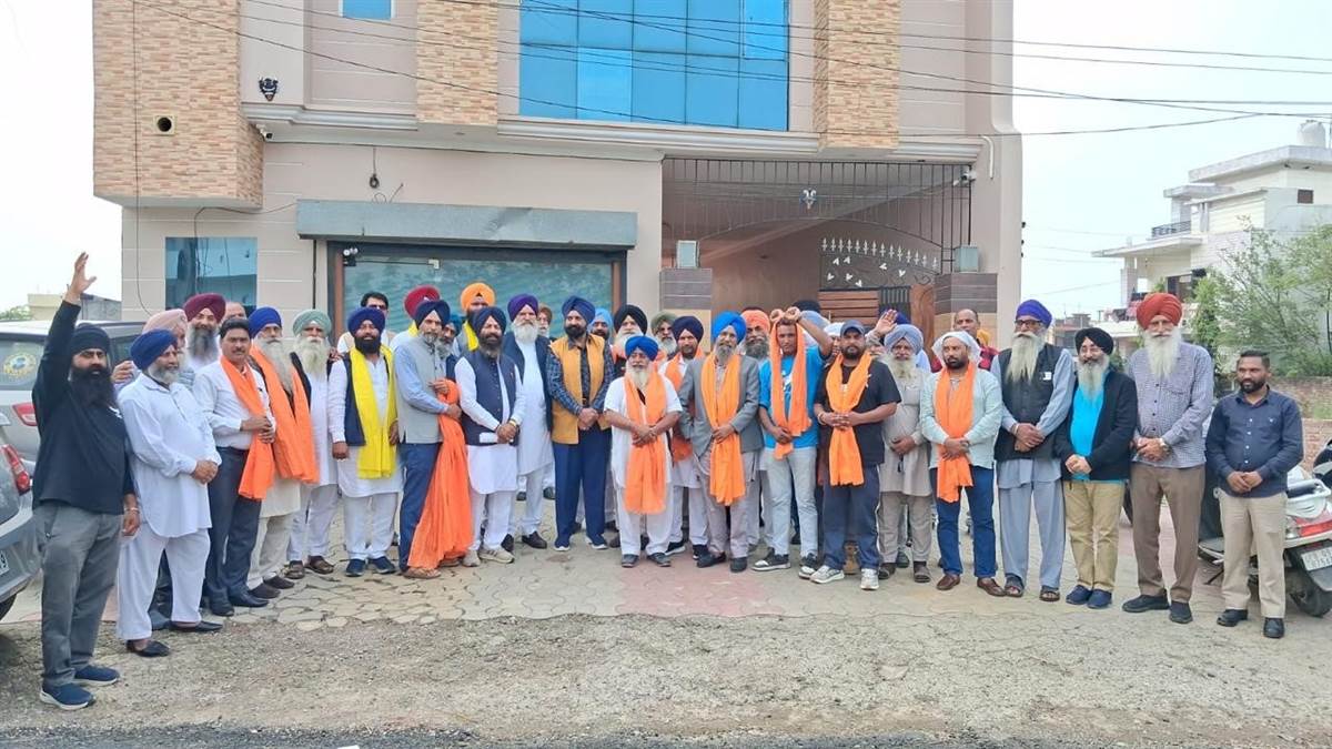 ਫਗਵਾੜਾ ਦਿਹਾਤੀ ਐੱਸਸੀ ਵਿੰਗ ਦੀ ਨਵ-ਨਿਯੁਕਤ ਟੀਮ ਟਕਸਾਲੀ : ਰਜਿੰਦਰ ਚੰਦੀ