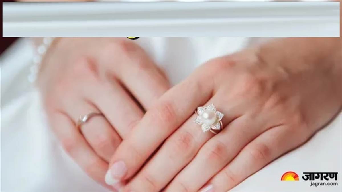 ਕੀ ਤੁਹਾਨੂੰ ਵੀ ਬਹੁਤ ਗੁੱਸਾ ਆਉਂਦਾ ਹੈ? ਮੋਤੀ ਪਹਿਨਣ ਨਾਲ ਮਿਲੇਗੀ ਮਾਨਸਿਕ ਸ਼ਾਂਤੀ, ਜਾਣੋ ਪਹਿਨਣ ਦਾ ਸਹੀ ਤਰੀਕਾ