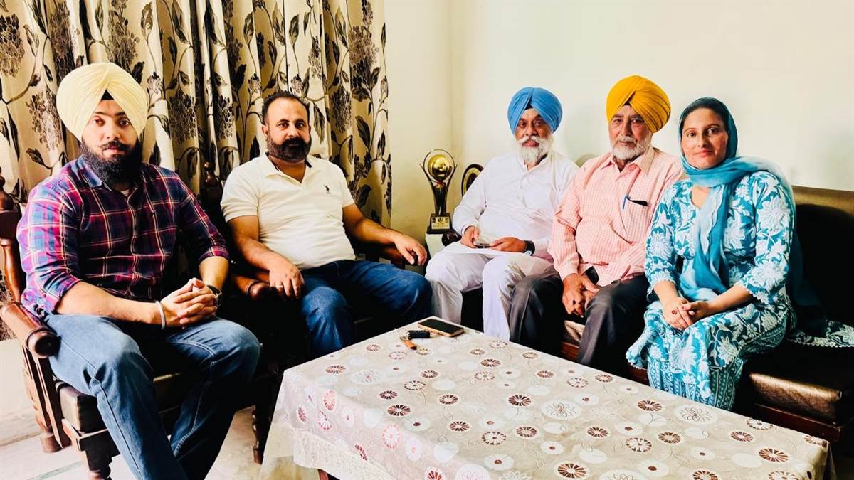 ਪਿੰਡ ਬੰਡਾਲਾ ਤੋਂ ਦਲਜਿੰਦਰਬੀਰ ਸਿੰਘ ਵਿਰਕ ਵੱਲੋਂ ਮੀਟਿੰਗਾਂ ਦਾ ਦੌਰ ਸ਼ੁਰੂ