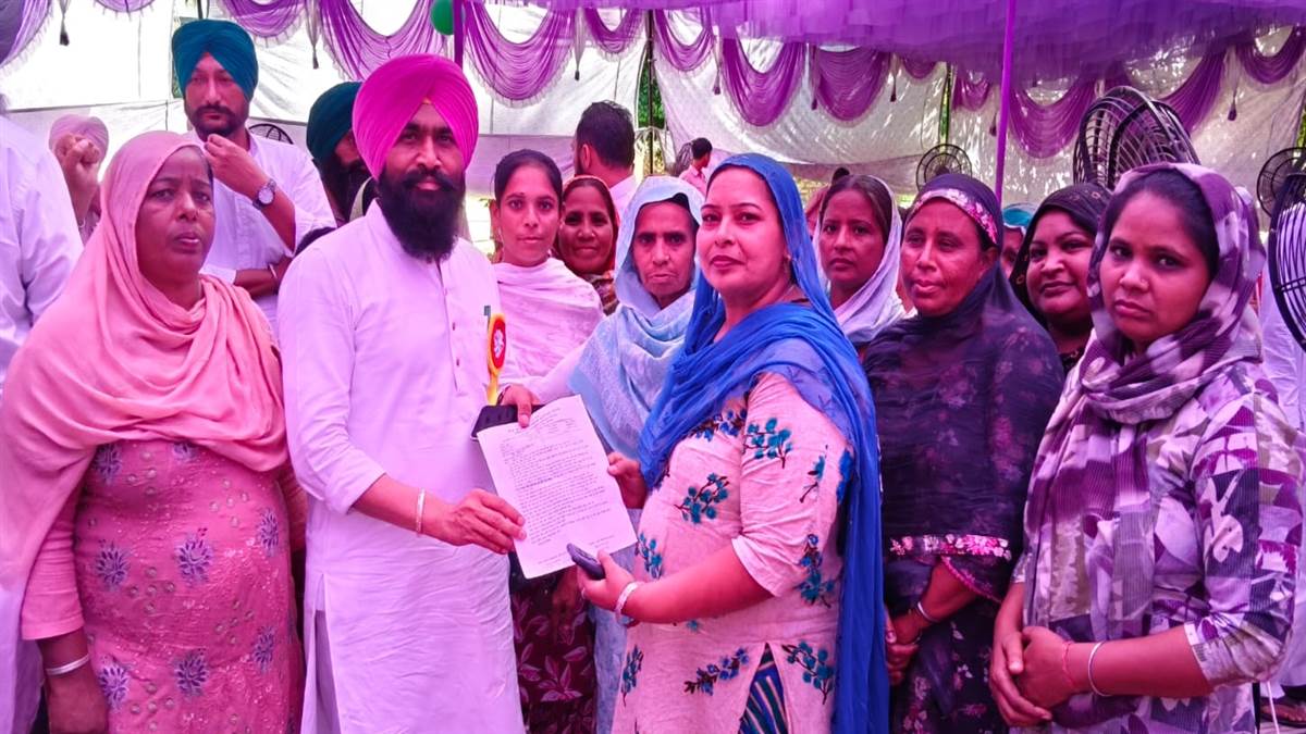 ਮਿਡ-ਡੇ-ਮੀਲ ਵਰਕਰਜ਼ ਵੱਲੋਂ ਸਰਕਾਰ ਖਿਲਾਫ਼ ਰੋਸ ਪ੍ਰਦਰਸ਼ਨ
