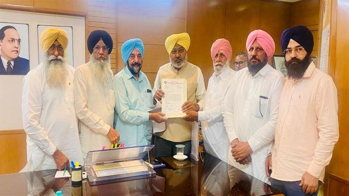 ਨੰਬਰਦਾਰ ਯੂਨੀਅਨ ਪੰਜਾਬ ਨੇ ਵਿੱਤ ਮੰਤਰੀ ਨੂੰ ਦਿੱਤਾ ਮੰਗ ਪੱਤਰ