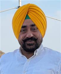 ਲਵਾਈ ਦਾ ਰੇਟ ਚੌਖਾ ਹੋਣ ਕਰ ਕੇ ਮਰਦਾਂ, ਤੀਵੀਆਂ ਤੇ ਬੱਚਿਆਂ ਵੱਲੋਂ ਝੋਨੇ ਦੀ ਬਿਜਾਈ ਜ਼ੋਰਾਂ ’ਤੇ
