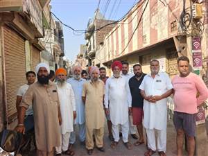 ਵਾਰਡ ਨੰਬਰ 31 ’ਚ ਨਸ਼ੇ ਖ਼ਿਲਾਫ਼ ਵਾਰਡ ਵਾਸੀਆਂ ਦਾ ਪਹਿਰਾ