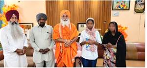 ਅਰਬ ਦੇਸ਼ਾਂ ’ਚ ਫਸੀਆਂ ਧੀਆਂ ਦੀ ਦੁਖਦਾਈ ਹਕੀਕਤ ਆਈ ਸਾਹਮਣੇ, ਓਮਾਨ ’ਚ ਵੇਚੀਆਂ ਜਾ ਰਹੀਆਂ ਹਨ ਲੜਕੀਆਂ: ਪੀੜਤਾ ਦਾ ਖੁਲਾਸਾ