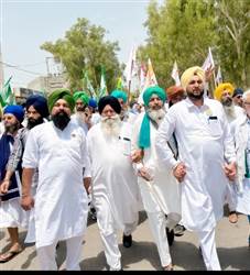ਲੋਕਤੰਤਰੀ ਹੱਕਾਂ ਦੇ ਘਾਣ ਖ਼ਿਲਾਫ਼ ਕਿਸਾਨ ਡਟੇ, ਕੇਂਦਰ ਸਰਕਾਰ ਨੂੰ ਘੇਰਿਆ