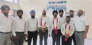 ਬਾਰ ਐਸੋਸੀਏਸ਼ਨ ਵੱਲੋਂ ਐੱਲਏਡੀਸੀ ਖ਼ਿਲਾਫ਼ ਭੁੱਖ ਹੜਤਾਲ ਜਾਰੀ