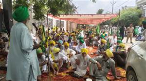 ਸੰਯੁਕਤ ਕਿਸਾਨ ਮੋਰਚੇ ਵੱਲੋਂ ਭਾਜਪਾ ਦਫ਼ਤਰ ਮਾਨਸਾ ਅੱਗੇ ਧਰਨਾ ਪ੍ਰਦਰਸ਼ਨ