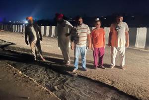Gurdaspur News : NHAI ਨੇ ਰਾਤੋ ਰਾਤ ਭਰਿਆ ਹਾਈਵੇ ’ਤੇ ਪਿਆ ਪਾੜ, ਸਰਹੱਦੀ ਲੋਕਾਂ ਨੇ ਕੀਤੀ ਉੱਚ ਪੱਧਰੀ ਜਾਂਚ ਦੀ ਮੰਗ