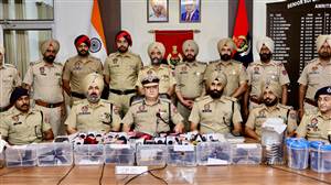 13 ਨਾਜਾਇਜ਼ ਪਿਸਤੌਲਾਂ ਤੇ 23 ਕਾਰਤੂਸਾਂ ਸਮੇਤ ਅੱਠ ਗ੍ਰਿਫ਼ਤਾਰ