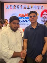 ਯੂਥ ਕਾਂਗਰਸ ਦੇ ਆਗੂਆਂ ਨਾਲ ਪਾਇਲਟ ਦੀ ਮੀਟਿੰਗ, ਰਿਤਿਕ ਅਰੋੜਾ ਵੀ ਪੁੱਜੇ