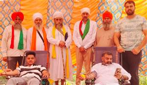 ਪਿੰਡ ਹੱਲ੍ਹਾ ’ਚ ਧਾਰਮਿਕ ਸਮਾਗਮ ਦੌਰਾਨ ਖ਼ੂਨਦਾਨ ਕੈਂਪ ਲਗਾਇਆ