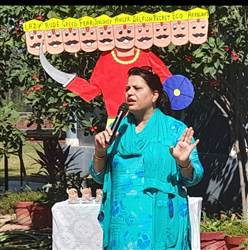 ਵਿਦਿਆਰਥੀ ਜੀਵਨ ’ਚ ਚੰਗੇ ਗੁਣ ਅਪਣਾ ਕੇ ਭਵਿੱਖ ਨੂੰ ਖੁਸ਼ਹਾਲ ਬਣਾਉਣ : ਪ੍ਰਿੰਸੀਪਲ