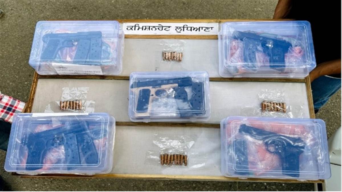 ਚਾਰ ਜੇਲ੍ਹਾਂ ’ਚ ਬੰਦ ਲਾਰੈਂਸ ਦੇ 100 ਗੁਰਗਿਆਂ ਨੂੰ ਪਾਕਿ ਏਜੰਟ ਨੇ ਦਿੱਤੇ ਨੰਬਰ, ਫਿਰ ਤਿਆਰ ਹੋਈ ਗ੍ਰਨੇਡ ਹਮਲਾ ਟੀਮ