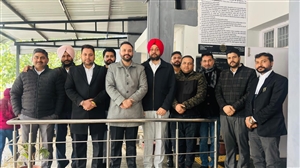 ਐਕਸ਼ਨ ਪਲਾਨ ਤੇ ਲੀਗਲ ਏਡ ਸਿਸਟਮ ਦੇ ਵਿਰੋਧ ’ਚ ਕੰਮਕਾਜ ਕੀਤਾ ਠੱਪ