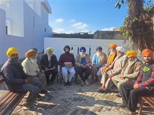 ਜਹਾਂਗੀਰ ਨੇ ਮੁੰਡਾ ਪਿੰਡ ਪਰਿਵਾਰ ਨਾਲ ਕੀਤਾ ਦੁੱਖ ਸਾਂਝਾ