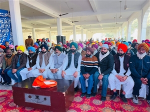 ਕੈਬਨਿਟ ਮੰਤਰੀ ਭੁੱਲਰ ਨੇ ਜ਼ਿਲ੍ਹੇ ’ਚ ਕੀਤੀ ਮੁੱਖ ਮੰਤਰੀ ਸਿਹਤ ਬੀਮਾ ਯੋਜਨਾ ਦੀ ਸ਼ੁਰੂਆਤ