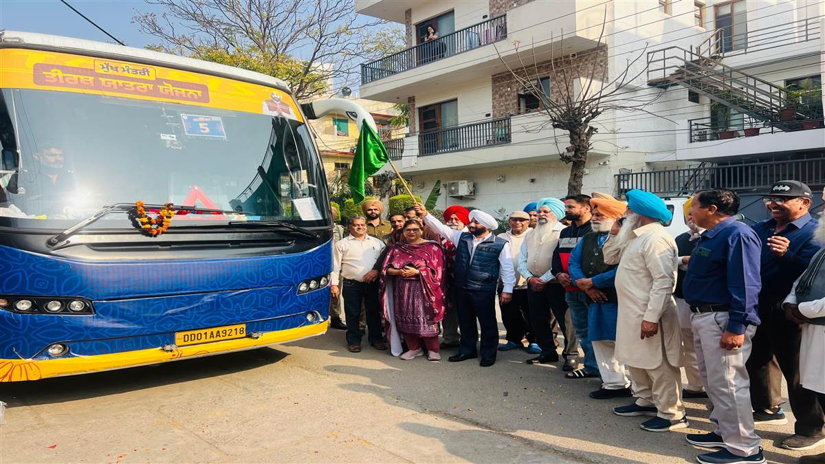 ਮੁੱਖ ਮੰਤਰੀ ਤੀਰਥ ਯਾਤਰਾ ਬੱਸ ਯੋਜਨਾ : ਵਿਧਾਇਕ ਕੁਲਵੰਤ ਸਿੰਘ ਨੇ ਕੀਤੀ ਛੇਵੀਂ ਬੱਸ ਰਵਾਨਾ