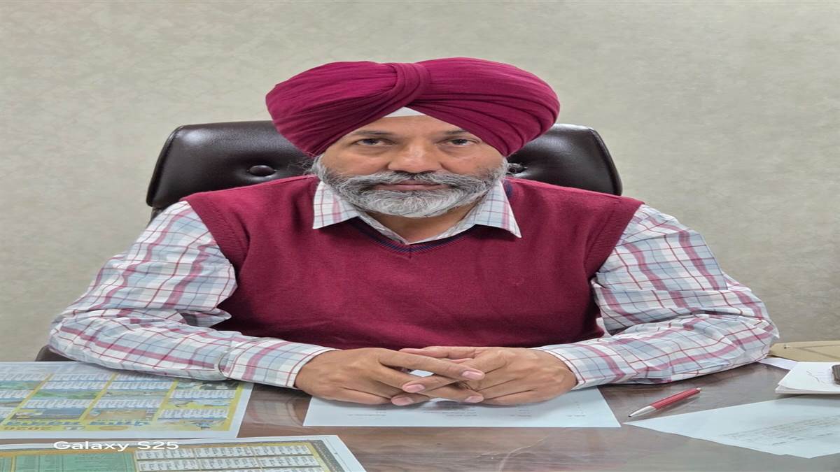 ਕਣਕ ਦੇ ਦਾਣੇ ਭਰਨ ਸਮੇਂ 2 ਫ਼ੀਸਦੀ ਛਿੜਕਾਅ ਕਰਨ ਦੀ ਸਲਾਹ : ਡਾ. ਬਾਜਵਾ