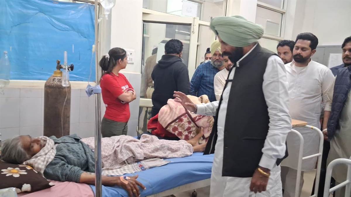 ਸਾਬਕਾ ਵਿਧਾਇਕ ਪਰਮਿੰਦਰ ਸਿੰਘ ਪਿੰਕੀ ਨੇ ਸਿਵਲ ਹਸਪਤਾਲ ਦਾ ਕੀਤਾ ਦੌਰਾ