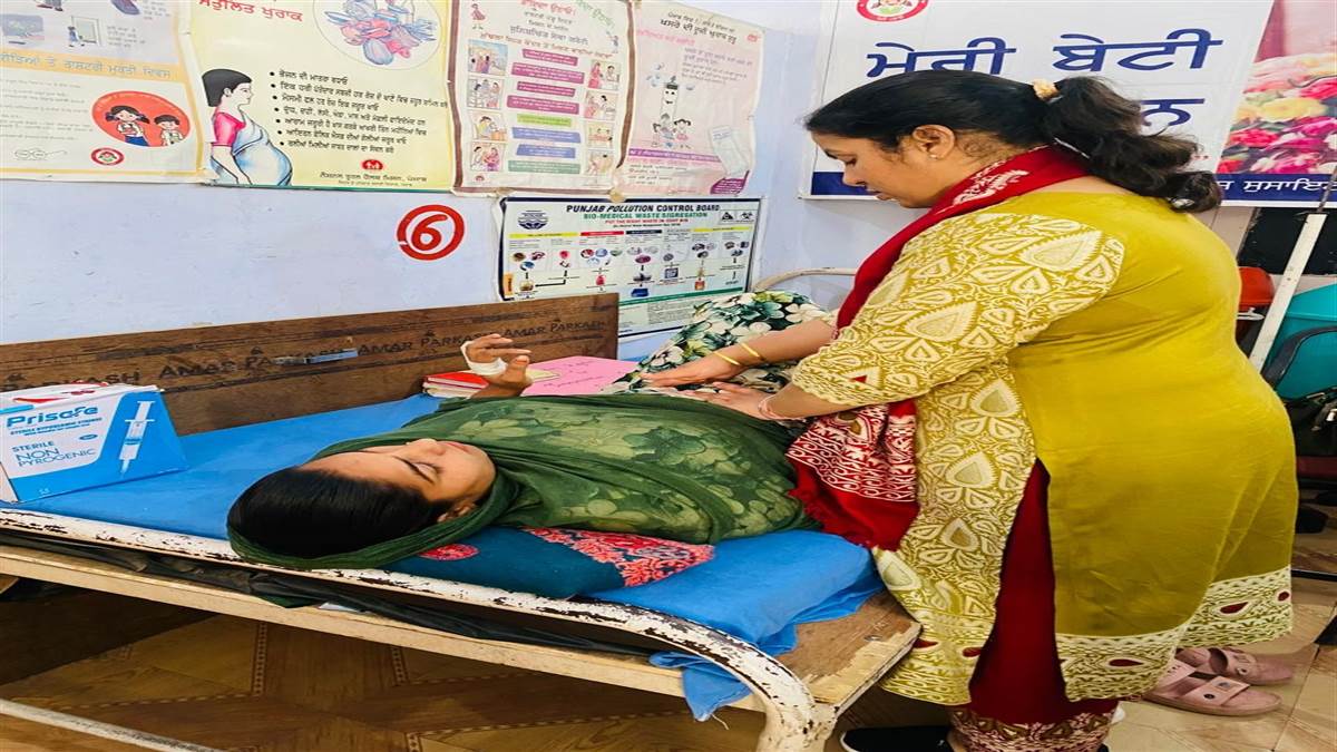 ਮੁਫ਼ਤ ਜਾਂਚ ਕੈਂਪ ’ਚ ਗਰਭਤੀਆਂ ਦੀ ਕੀਤੀ ਜਾਂਚ : ਸਿਵਲ ਸਰਜਨ