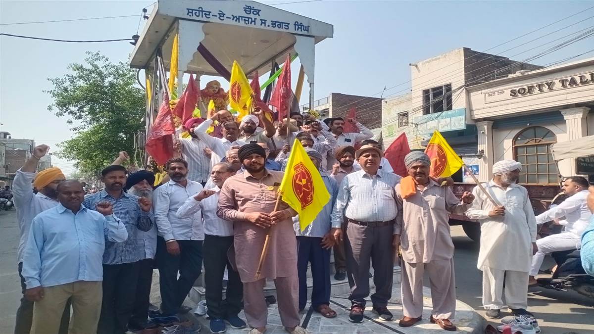 ਇਨਕਲਾਬੀ ਜੱਥੇਬੰਦੀਆਂ ਵੱਲੋਂ ਸ਼ਹੀਦਾਂ ਨੂੰ ਸ਼ਰਧਾਂਜਲੀਆਂ ਭੇਟ