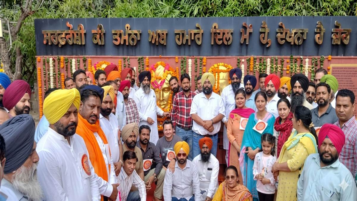 ਈਟੀਟੀ ਅਧਿਆਪਕ ਯੂਨੀਅਨ ਵੱਲੋਂ ਹੁਸੈਨੀਵਾਲਾ ਤੱਕ ਵਿਸ਼ਾਲ ਮੋਟਰਸਾਈਕਲ ਮਾਰਚ