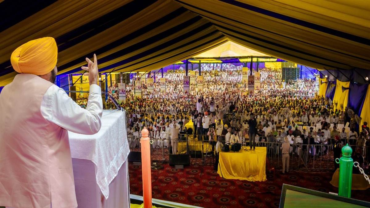 ਭਗਤ ਸਿੰਘ, ਰਾਜਗੁਰੂ ਤੇ ਸੁਖਦੇਵ ਨੂੰ ‘ਭਾਰਤ ਰਤਨ’ ਦੀ ਮੰਗ ਕੇਂਦਰ ਨੇ ਨਹੀਂ ਮੰਨੀ : ਸੀਐੱਮ ਮਾਨ