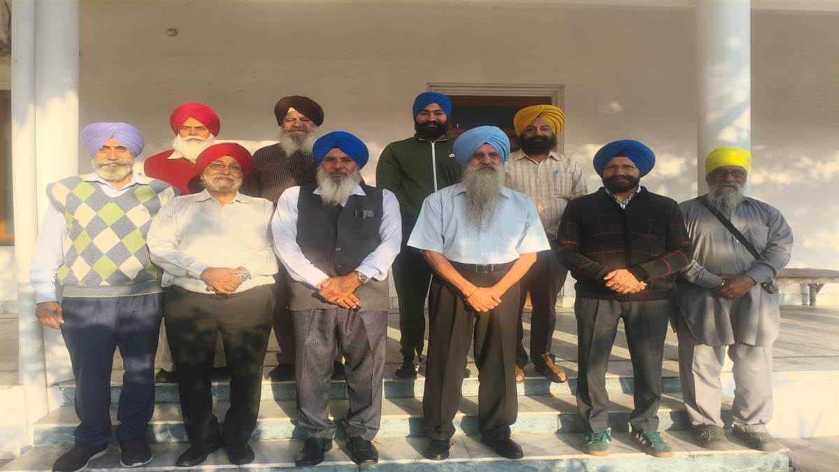 ਰਣਜੀਤ ਐਵੇਨਿਊ ਵੈੱਲਫੇਅਰ ਸੋਸਾਇਟੀ ਨੇ ਹੰਗਾਮੀ ਮੀਟਿੰਗ ਕੀਤੀ
